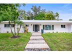 2531 Siesta Dr, Sarasota, FL 34239