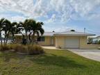 1340 Aqua View Ln, Englewood, FL 34223