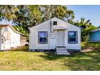 12364 Lakeshore Dr, Canal Point, FL 33438