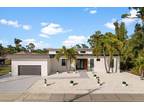 1899 Vamo Way, Sarasota, FL 34231