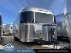 2024 Airstream Flying Cloud 25FBT Twin Hatch 26ft