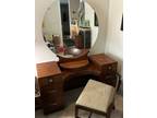 Vanity, Swivel Chairs