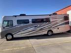 2016 Winnebago Winnebago Vista LX 35F 35ft