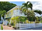 Key West 2BR 1BA, Discover the charm of Old Town with this