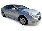 Used 2015Pre-Owned 2015 Hyundai Sonata Hybrid Base