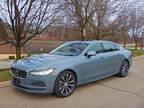 2021 Volvo S90 T6 Momentum AWD