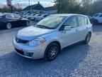 2011 Nissan Versa 1.8 S 4dr Hatchback 4A