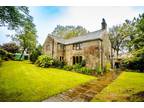 4 bedroom detached house for sale in Green Lane, Brighouse, HD6