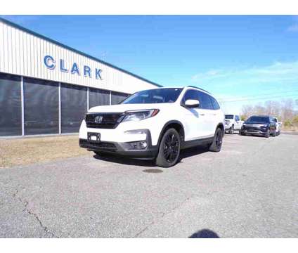 2021UsedHondaUsedPilotUsed2WD is a Silver, White 2021 Honda Pilot Car for Sale in Amory MS