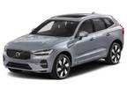 2024 Volvo XC60 Recharge Plug-In Hybrid Ultimate Dark Theme