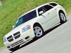 2005 Dodge Magnum 4dr Wgn R/T RWD