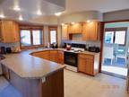 Contemporary, 2 Story - Onalaska, WI