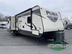 2016 Forest River Forest River RV Palomino Puma 32DBKS 32ft