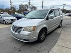 2010 Chrysler Town and Country Touring 4dr Mini Van