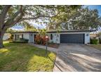 3046 Del Rio Dr, Belleair Bluffs, FL 33770