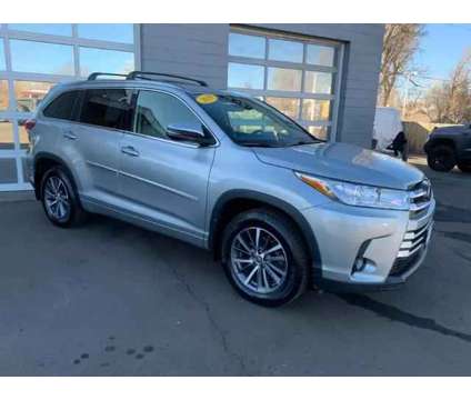 2018 Toyota Highlander for sale is a Silver 2018 Toyota Highlander Car for Sale in Englewood CO