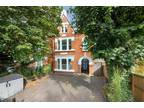 6 bedroom semi-detached house for sale in Trinity Road, London, SW18