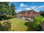 5 bedroom detached house for sale in Courts Hill Road, Haslemere, Surrey, GU27