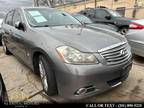 Used 2009 Infiniti M35 for sale.