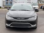 2015 Chrysler 200 Limited Sedan 4D