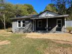 Clarksville, Johnson County, AR House for sale Property ID: 418076559