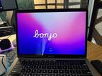 Apple MacBook Pro Touch Bar 13” Display. 1 TB SSD 2.8Ghz 16GB 2133 Ram 2019