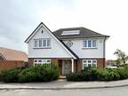 4 bedroom detached house for sale in Gemini Road, Woodley, Reading, Berkshire