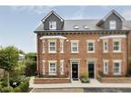 4 bedroom end of terrace house for sale in St. Johns Road, Tunbridge Wells