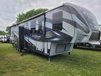 2015 Keystone Keystone Fuzion 403 Chrome 44ft