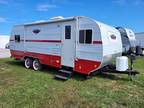 2017 Riverside RV Riverside RV Retro 199FKS 25ft