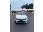 2016 Volkswagen Golf GTI SE 4dr Hatchback 6A w/Performance Package