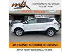 2018 Ford Escape SE 4WD 28k only CLEAN CARFAX