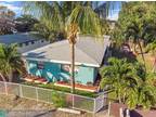 901 NE 40th St, Oakland Park, FL 33334