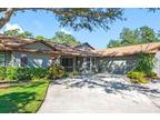 11711 Ridgeview Ln, Seminole, FL 33772