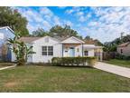 911 W Candlewood Ave, Tampa, FL 33603