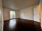 13791 66th St SW #271E, Miami, FL 33183