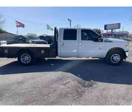 2014 Ford F350 Super Duty Crew Cab &amp; Chassis for sale is a White 2014 Ford F-350 Super Duty Car for Sale in Houston TX