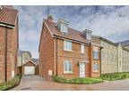 5 bedroom detached house for sale in Daffodil Close, Eynesbury, PE19