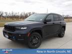 2024 Jeep grand cherokee Blue