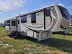 2018 Keystone Montana 3811MS 41ft