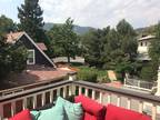 Perfect location, great views, light-filled Townhouse In Boulder With Great