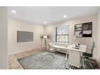 Condo For Sale In Woodbury, New York
