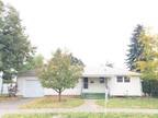 Fantastic Shadle Rancher 5911 N Ridgeview Pl