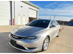 2016 Chrysler 200 Limited Sedan 4D