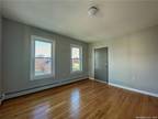 Hartford 1BA, Stunning fully renovated 2 Bedroom spacious