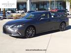 2024 Lexus ES 300h 300h