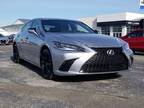 2023 Lexus ES 300h 300h