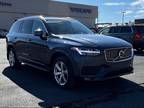 2021 Volvo XC90 T6 Momentum 7-Passenger