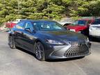 2022 Lexus ES 350 Base