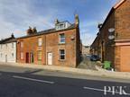 2 bedroom end of terrace house for sale in Castlegate, Penrith, CA11